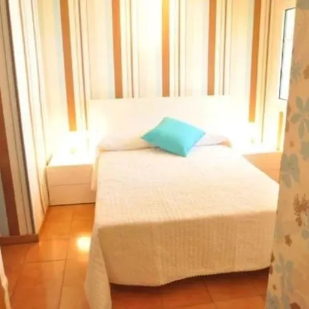 Casa Junto Al Mar 12 Personas En Cambrils