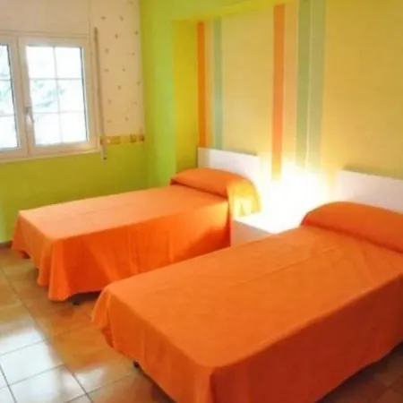 Casa Junto Al Mar 12 Personas En Hotel